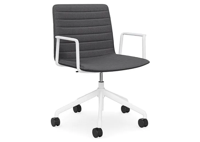 Agile Nicola Chair with Castors - Image 3
