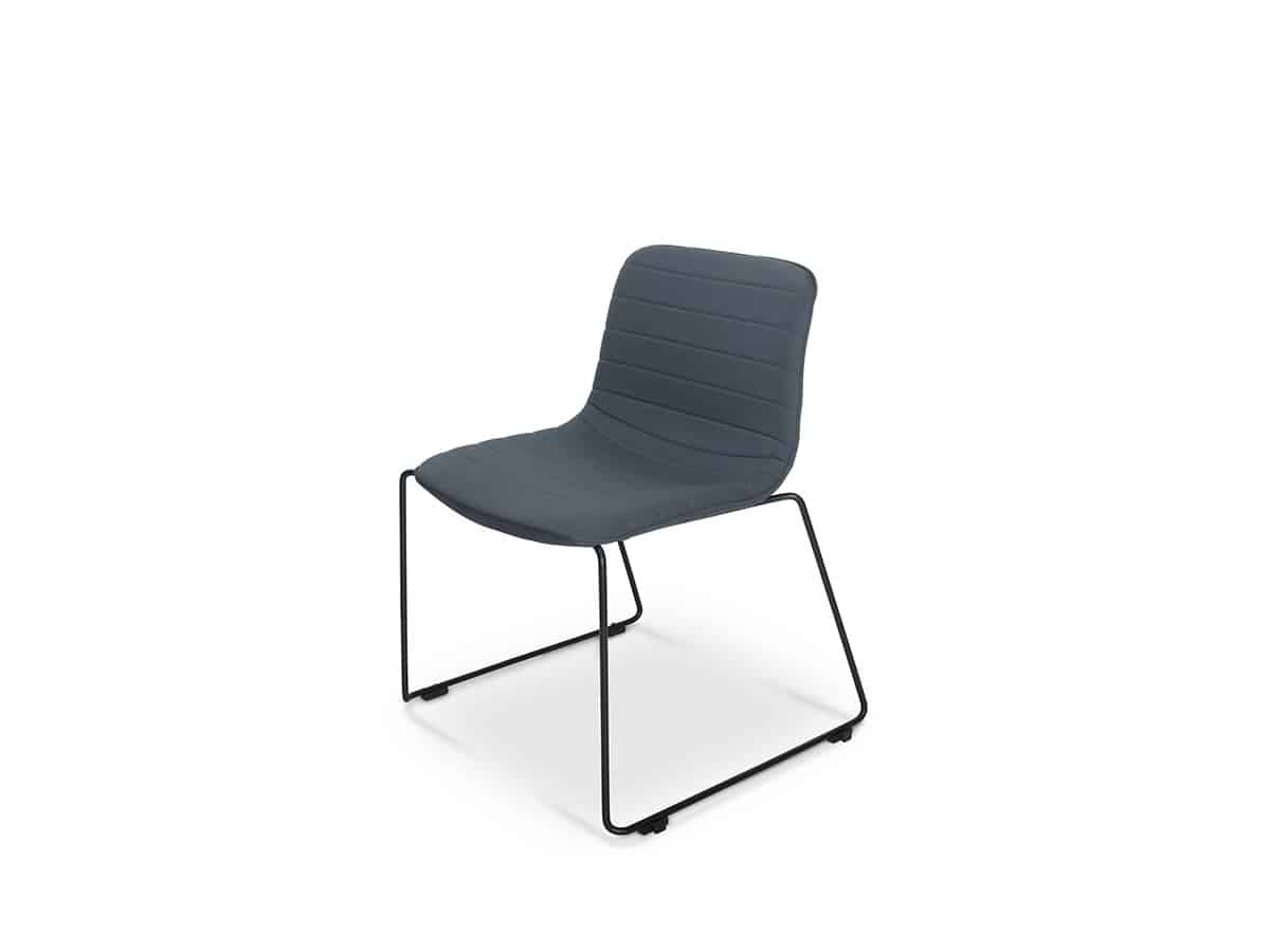 Agile Smooth Chair